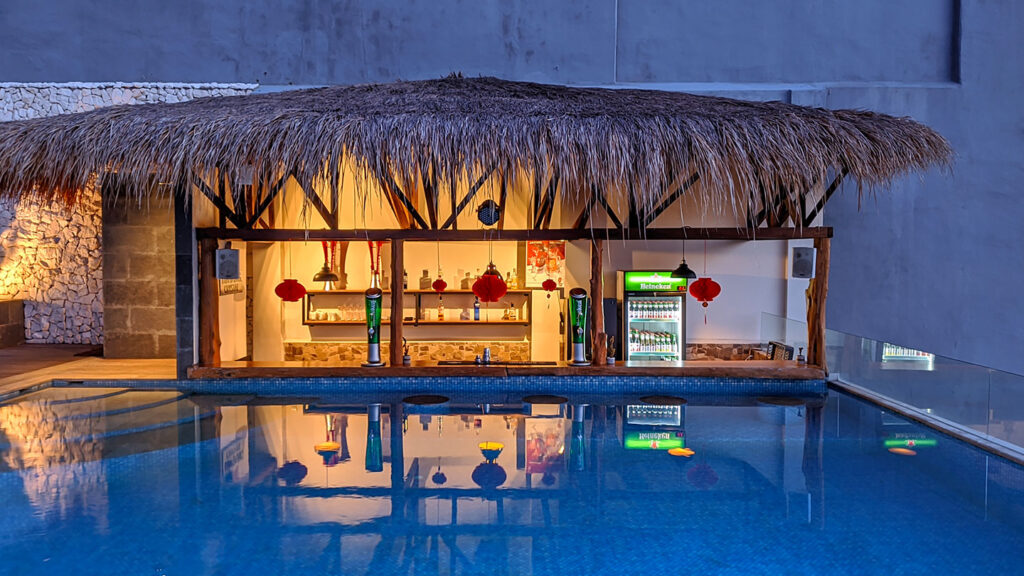 pool-bar-5